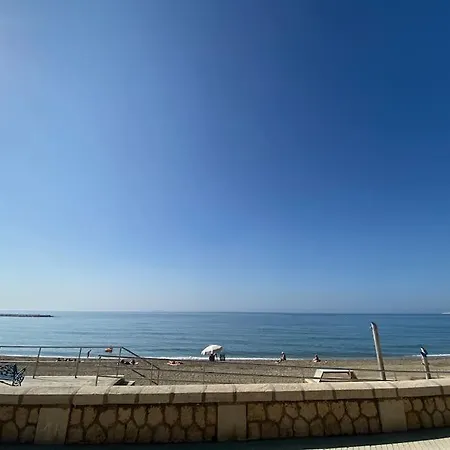 Exclusivo Bajo Frente Al Mar - Playa La Caleta Daire